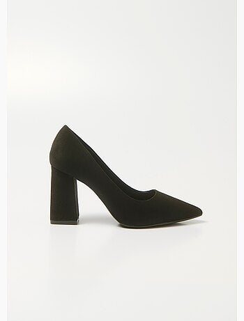 Escarpin talon haut et large finition daim