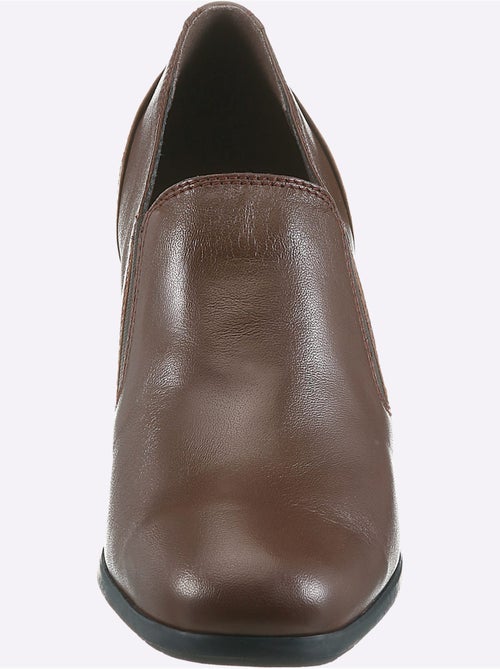 Escarpins à front haut largeur pied normal - taille standard - witt - Kiabi Escarpins à front haut largeur pied normal - taille standard - witt - Kiabi
