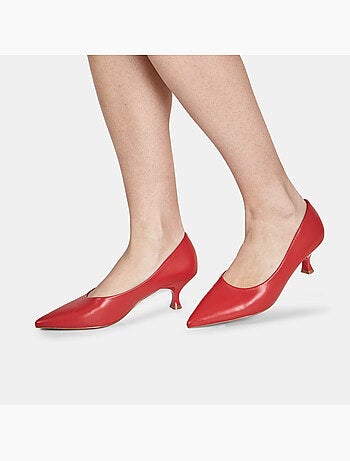 Escarpins à talon moyen et bout pointu