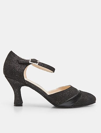 Escarpins avec lanière à la cheville bata