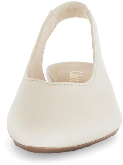 Escarpins Brides arrière crème en cuir - Kiabi