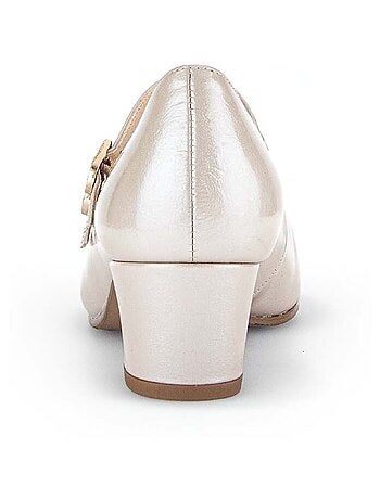 Escarpins dorés en cuir vernis