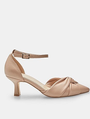 Escarpins en cuir avec bride à la cheville BATA