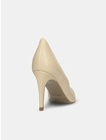 Escarpins en cuir avec talon de 7,5 cm BATA