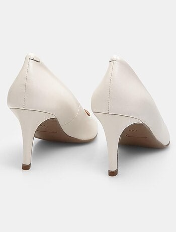 Escarpins en cuir avec talon de 7,5 cm BATA