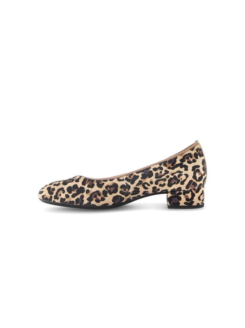 Escarpins  en cuir Beige - Kiabi