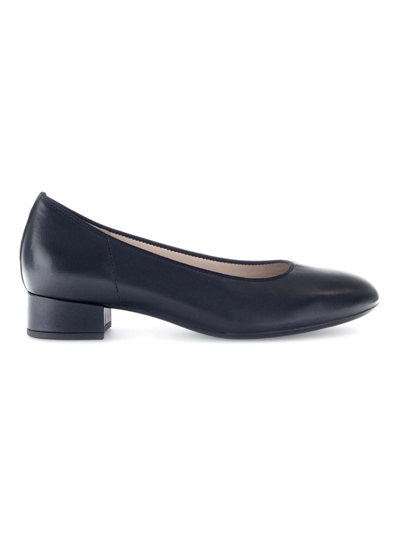 Escarpins  en cuir lisse Noir - Kiabi