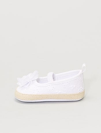 Espadrille en broderie anglaise