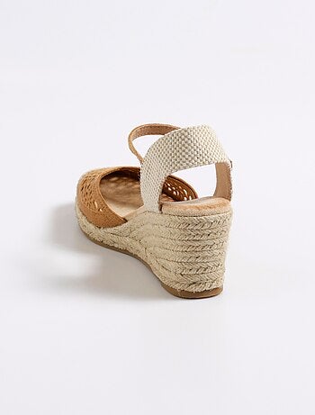 Espadrilles compensées fleurs ajourées