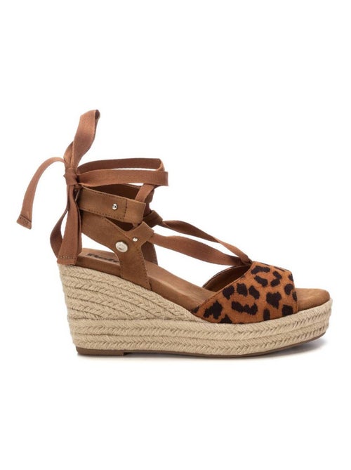 Espadrilles compensées pour femme avec fermeture à rubans - Kiabi