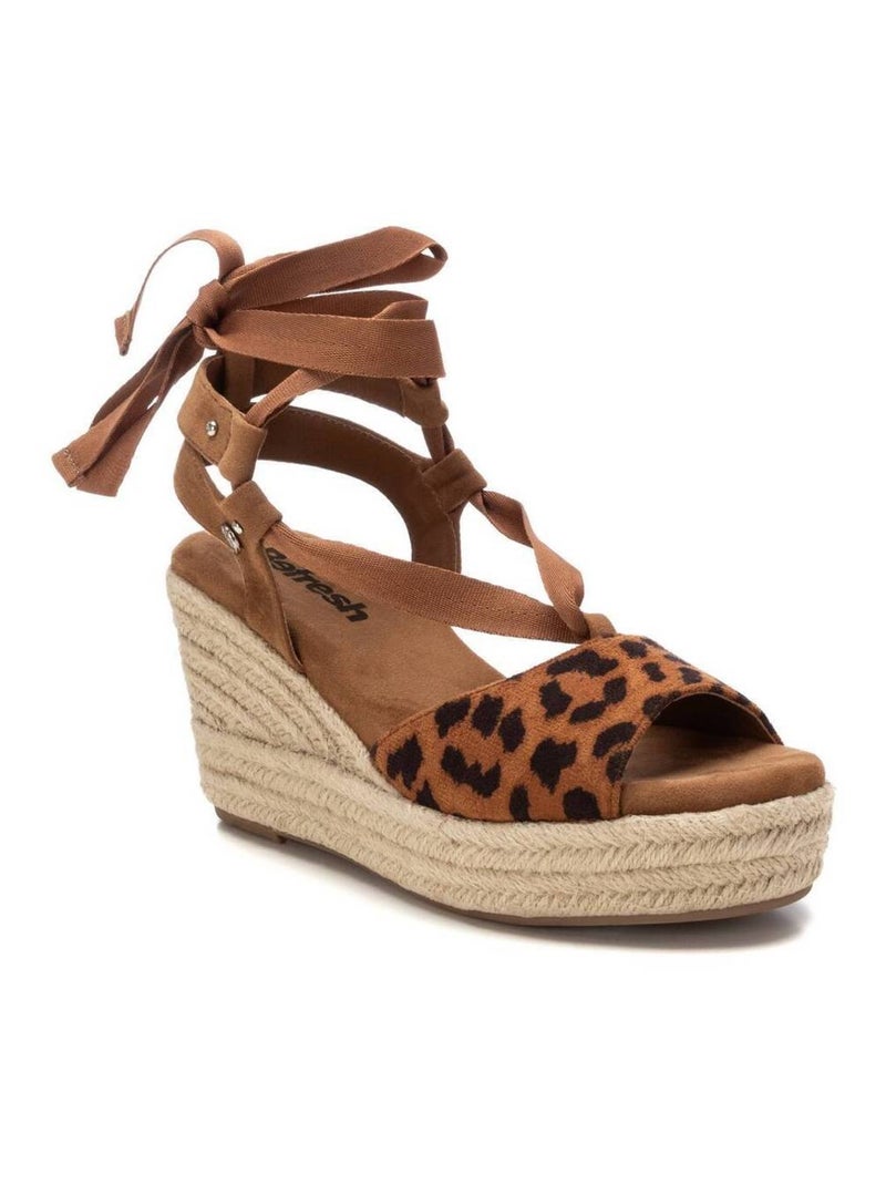 Espadrilles compensées pour femme avec fermeture à rubans Camel - Kiabi