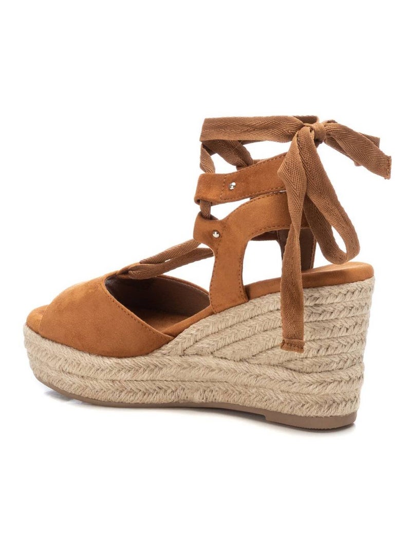 Espadrilles compensées pour femme avec fermeture à rubans Camel - Kiabi
