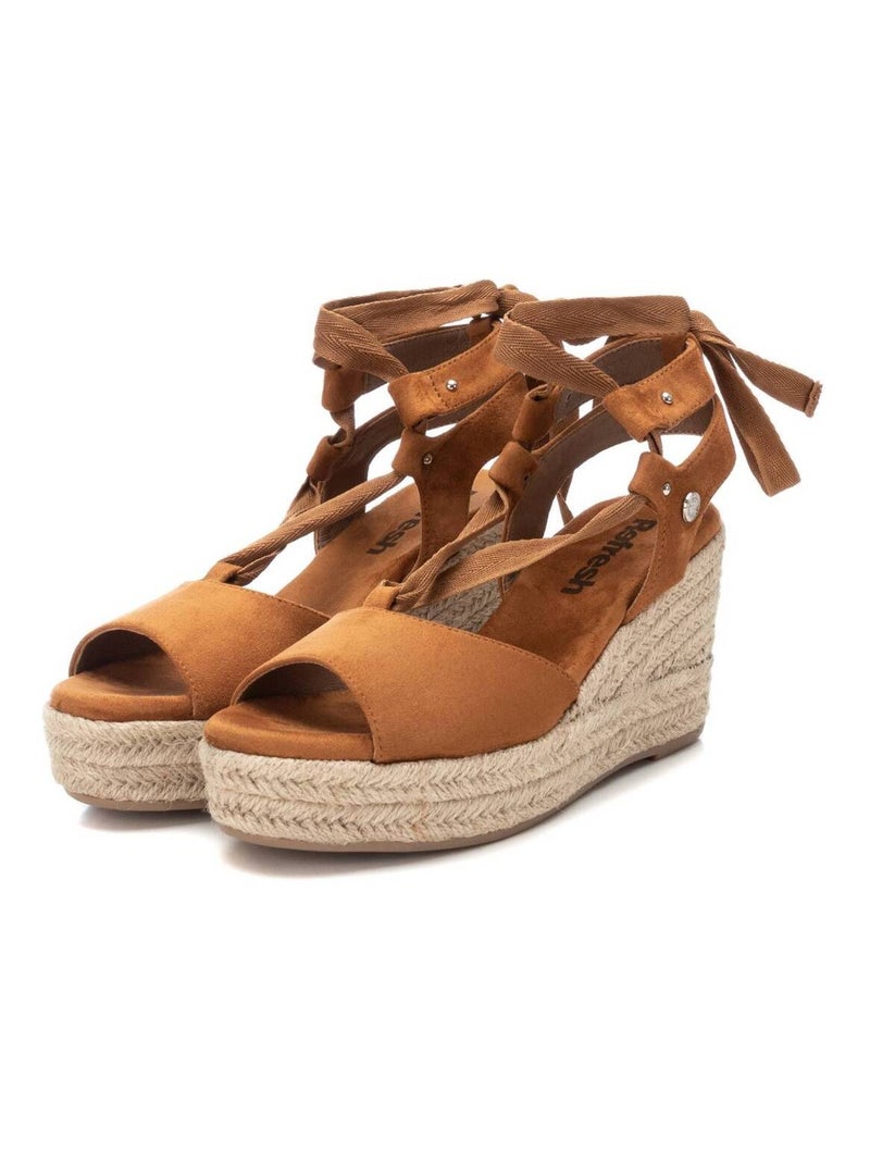 Espadrilles compensées pour femme avec fermeture à rubans Camel - Kiabi