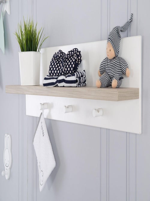 Étagère murale avec 3 patères en mélaminé pour chambre enfant 'Roba moritz' - Kiabi Étagère murale avec 3 patères en mélaminé pour chambre enfant 'Roba moritz' - Kiabi