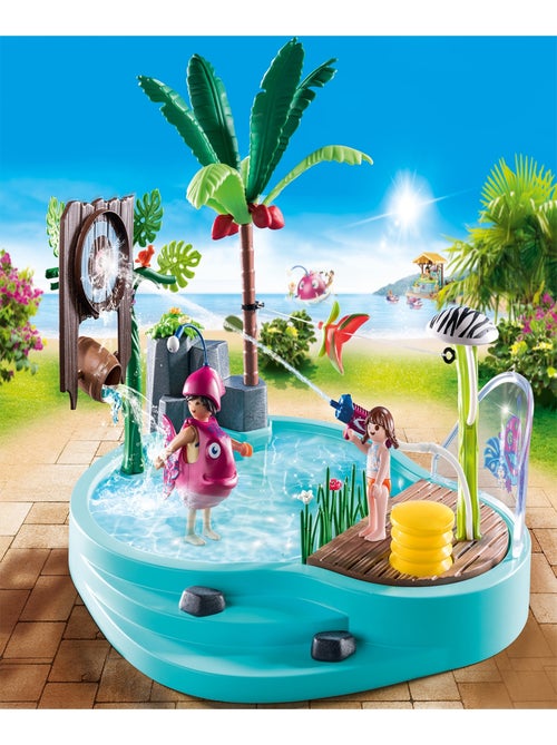 Family Fun Piscine avec jet d'eau - Kiabi Family Fun Piscine avec jet d'eau - Kiabi