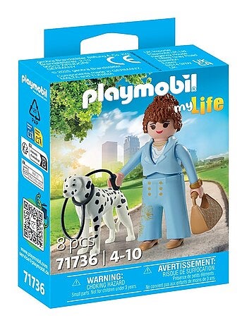 Femme d'affaire avec sac à main et son Dalmatien