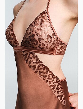 Fera nuisette en dentelle penti