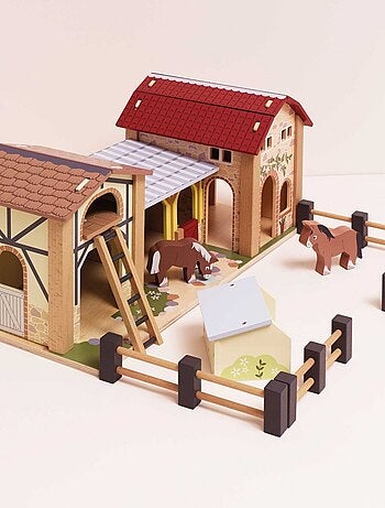Ferme et écurie