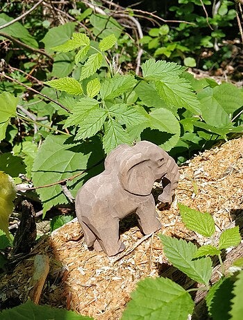 Figurine Eléphanteau