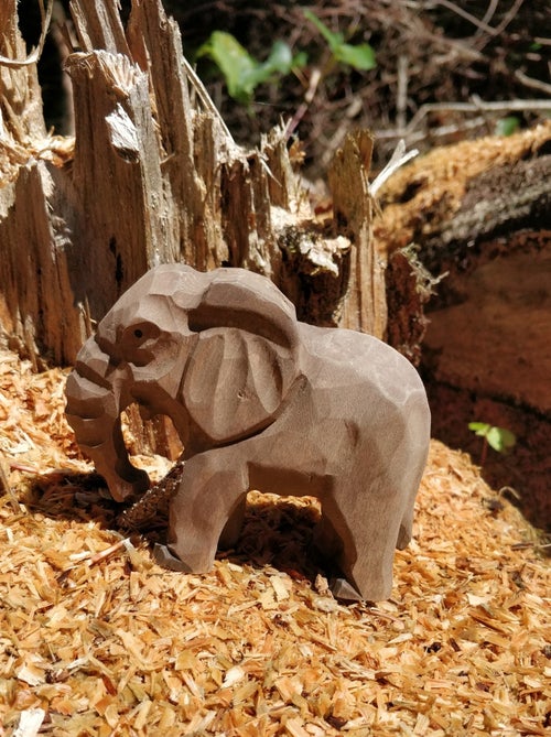 Figurine Eléphanteau - Kiabi