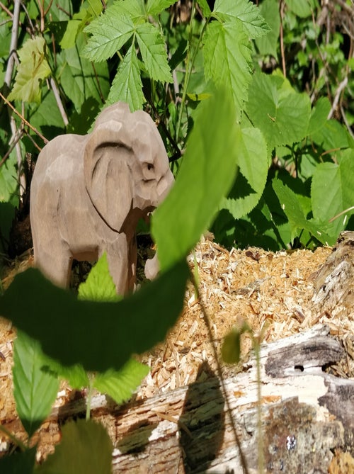 Figurine Eléphanteau - Kiabi