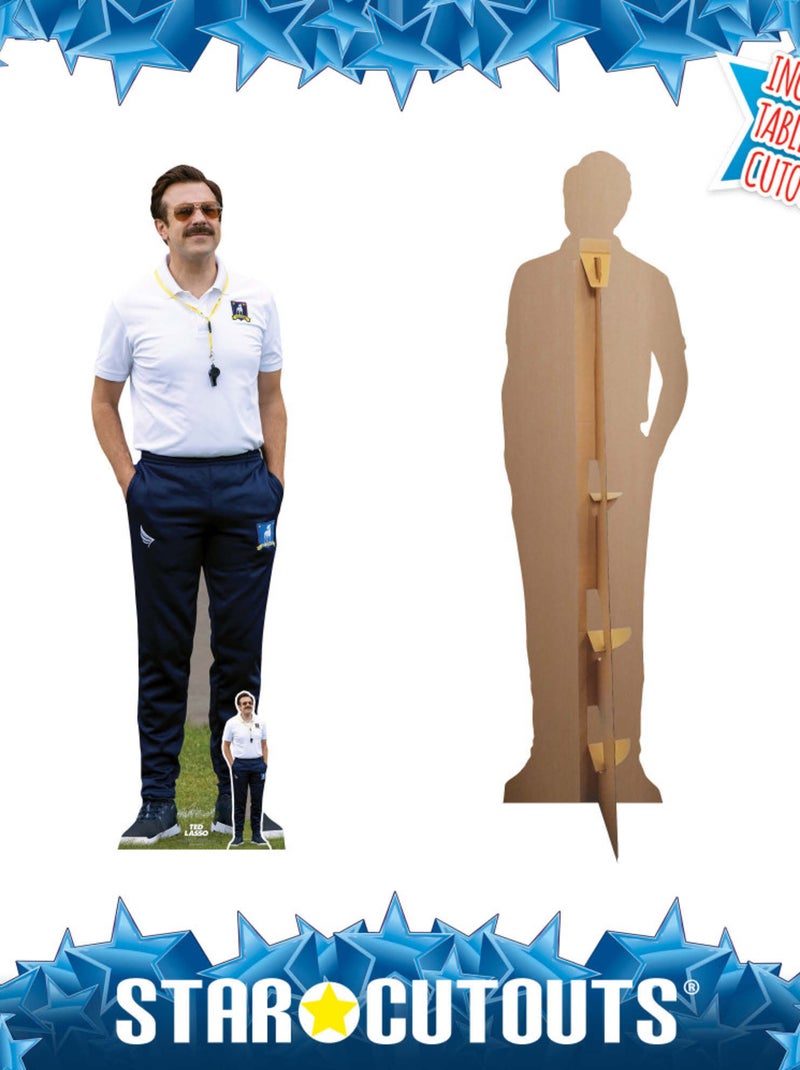 Figurine en carton  Ted Lasso Jason Sudeikis Entraîneur en survêtement bleu et polo blanc - Haut 184 Blanc - Kiabi