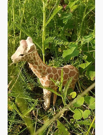 Figurine girafe en bois