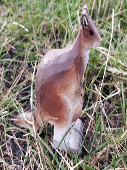 Figurine Kangourou en bois - Kiabi