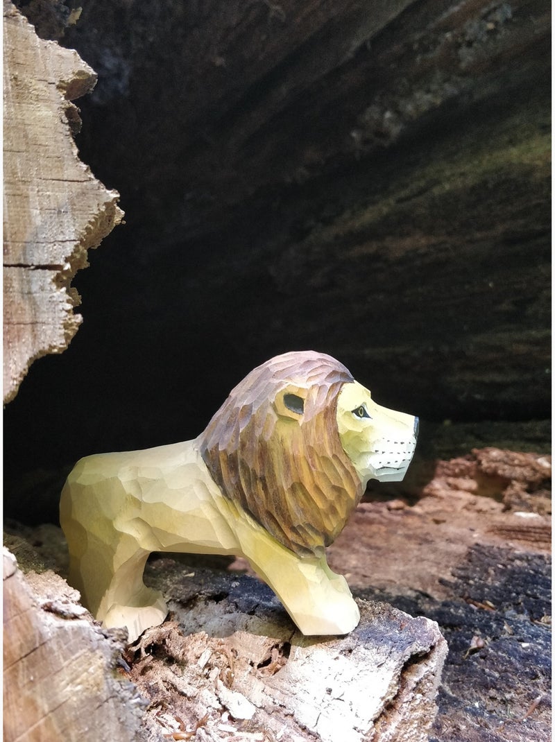 Figurine Lion en bois Marron - Kiabi