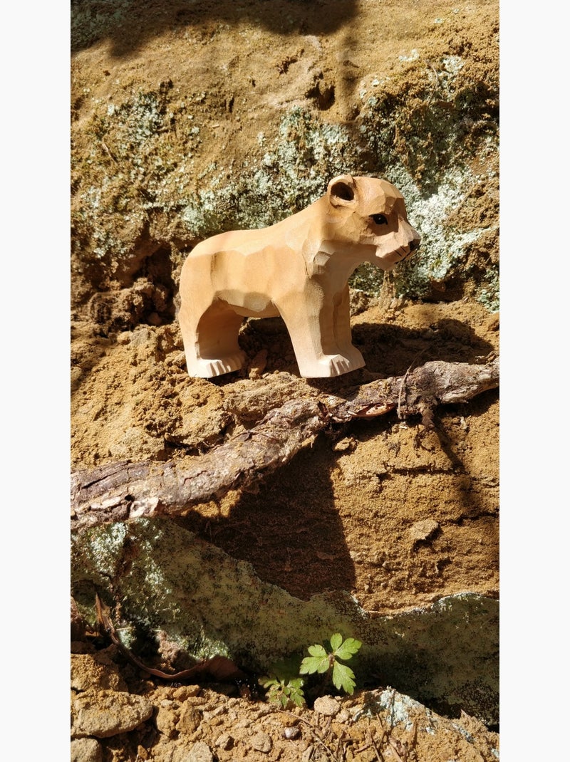 Figurine Lionceau en bois Marron - Kiabi