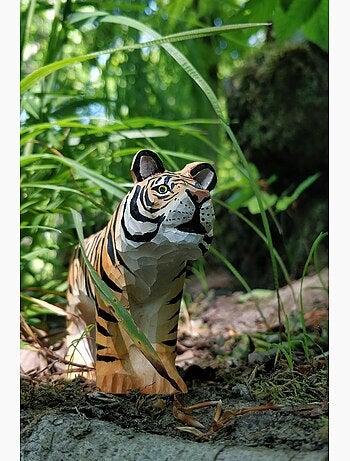 Figurine tigre en bois