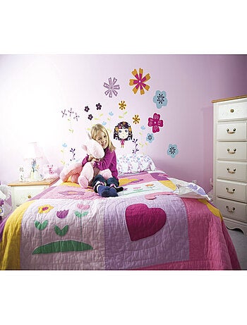 Flowerine, Sticker mural petite fille robe violette entourées de fleurs colorées - 50x70 cm