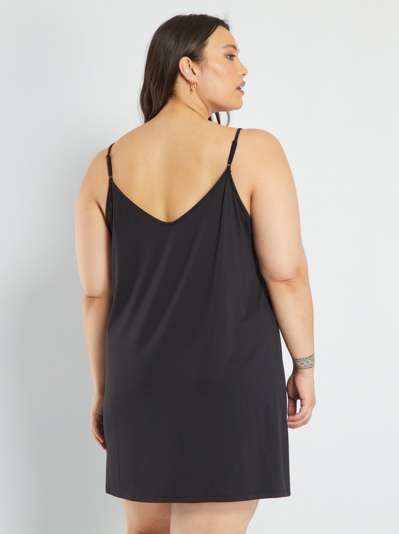 Fond de robe à glisser sous vos robes noir - Kiabi