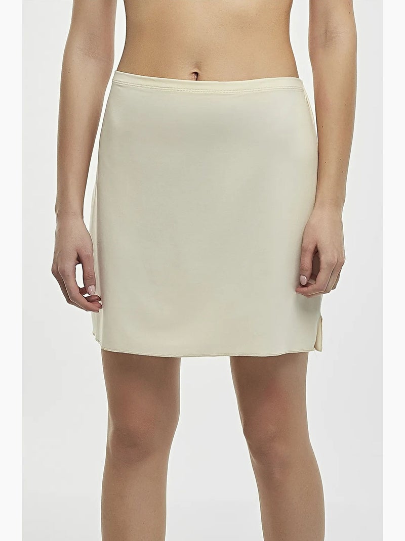 Fond de robe court gainant penti Ivoire - Kiabi