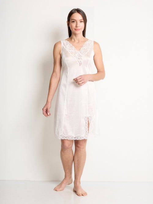 Fond de robe satiné antistatique et dentelle - Kiabi