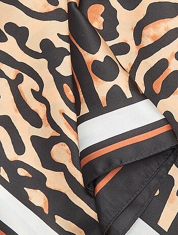 Foulard carré avec imprimé léopard