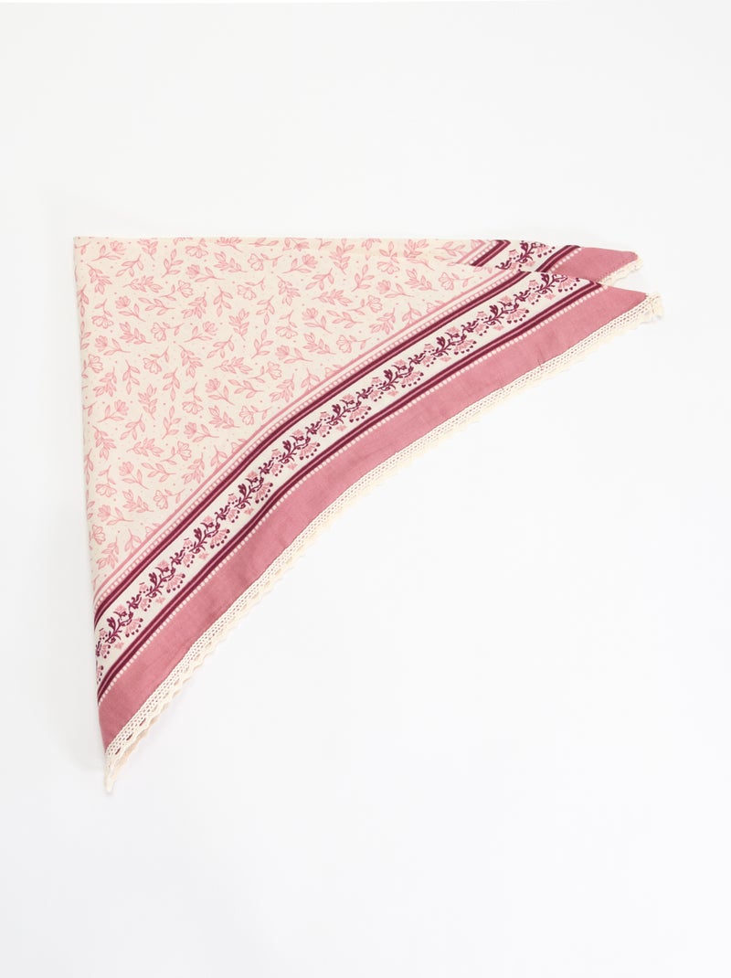 Foulard carré imprimé Rose - Kiabi