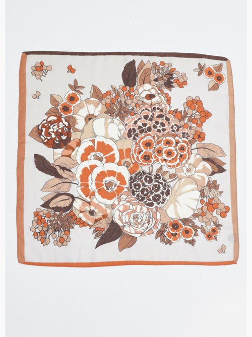 Foulard carré thème floral camélias - AFIBEL - Kiabi