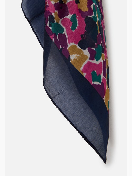 Foulard fleuri pure soie - Damart - Kiabi Foulard fleuri pure soie - Damart - Kiabi