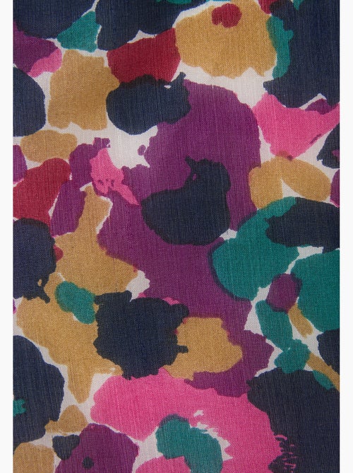 Foulard fleuri pure soie - Damart - Kiabi Foulard fleuri pure soie - Damart - Kiabi