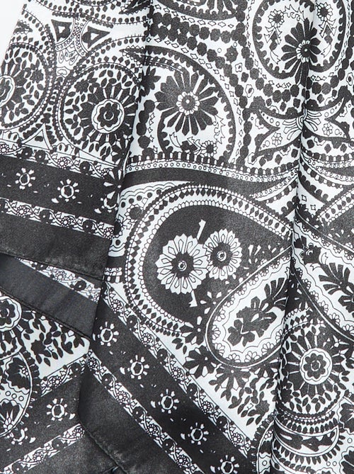 Foulard imprimé 'arabesques' - Kiabi Foulard imprimé 'arabesques' - Kiabi
