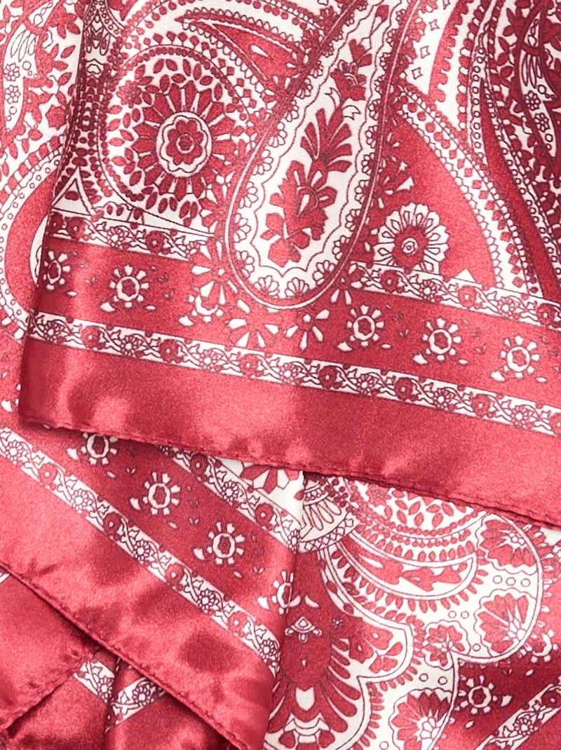 Foulard imprimé 'arabesques' Rouge - Kiabi