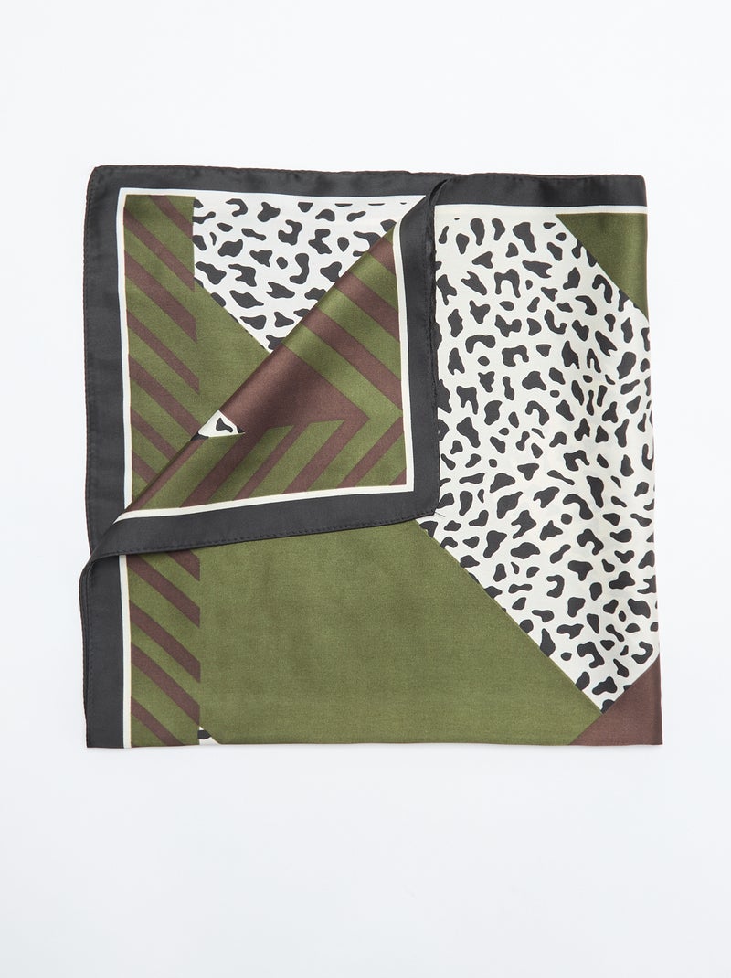 Foulard imprimé 'léopard' Kaki - Kiabi