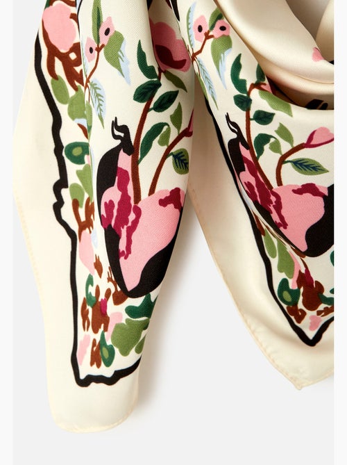Foulard imprimé végétal - Damart - Kiabi Foulard imprimé végétal - Damart - Kiabi