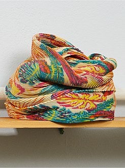 Foulard plissé imprimé 'tropical' - Kiabi
