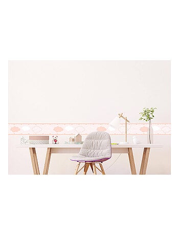 Frise auto-collante au fond rose avec des nuages rose
