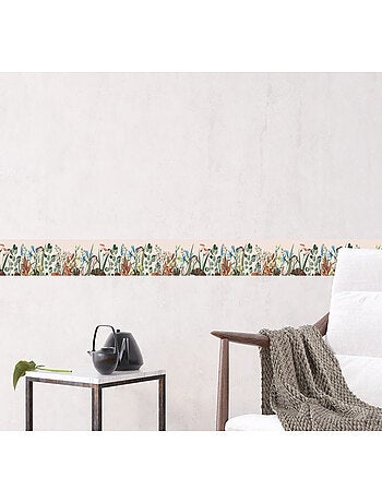 Frise auto-collante beige avec des fleurs