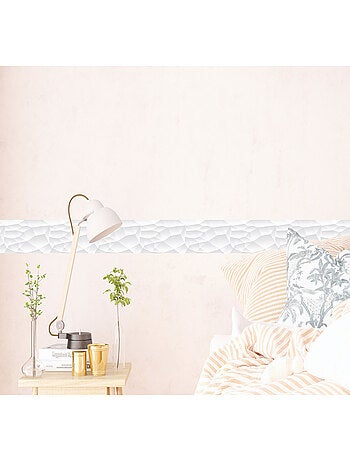 Frise auto collante forme géométrique relief alvéoles blanches 1 rouleau