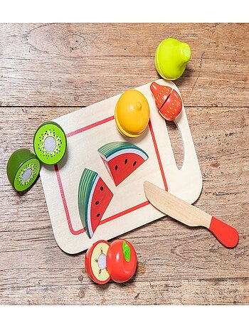 Fruits en bois à découper