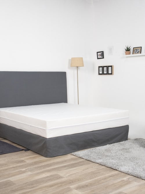 Future Home - Housse intégrale anti punaise de lit bonnets 27 cm - Kiabi Future Home - Housse intégrale anti punaise de lit bonnets 27 cm - Kiabi